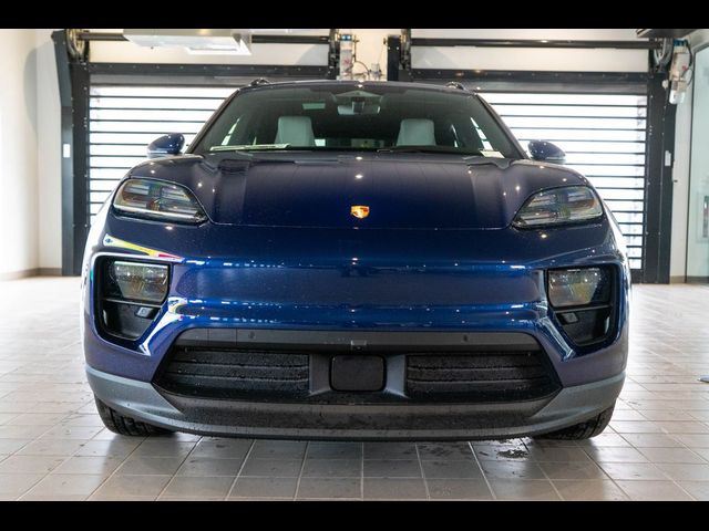 2025 Porsche Macan Electric 4S