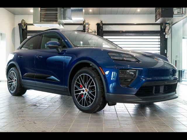 2025 Porsche Macan Electric 4S