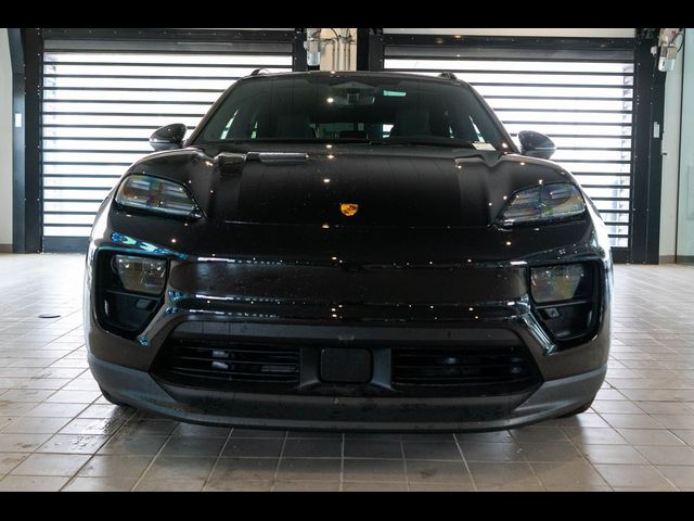 2025 Porsche Macan Electric 4S