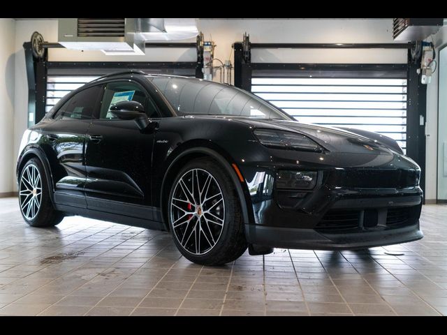 2025 Porsche Macan Electric 4S