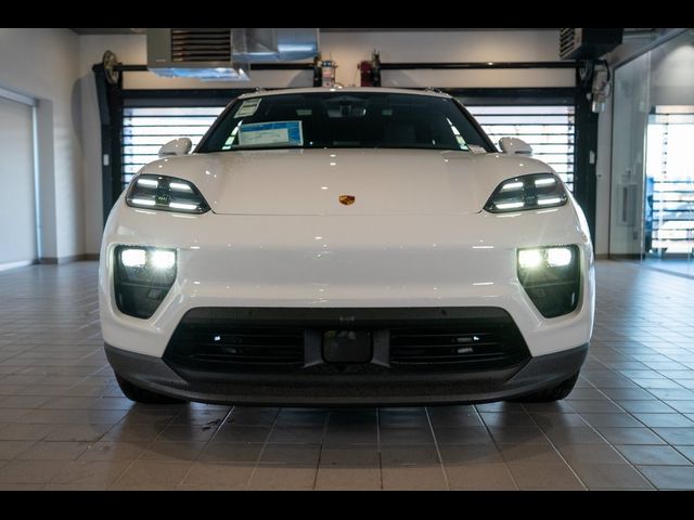 2025 Porsche Macan Electric 4S