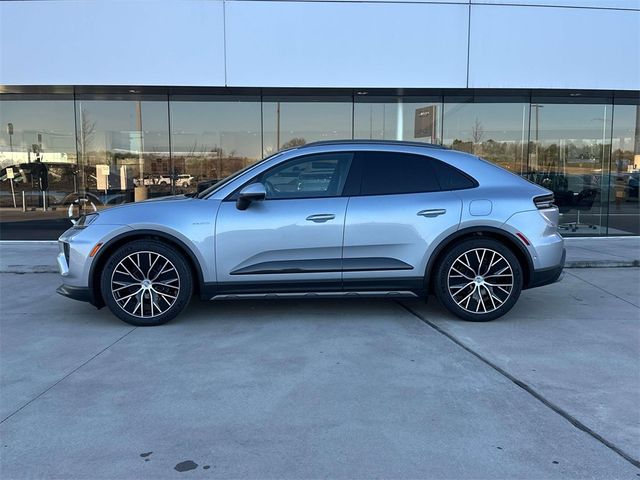 2025 Porsche Macan Electric 4