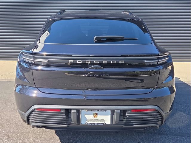 2025 Porsche Macan Electric 4S