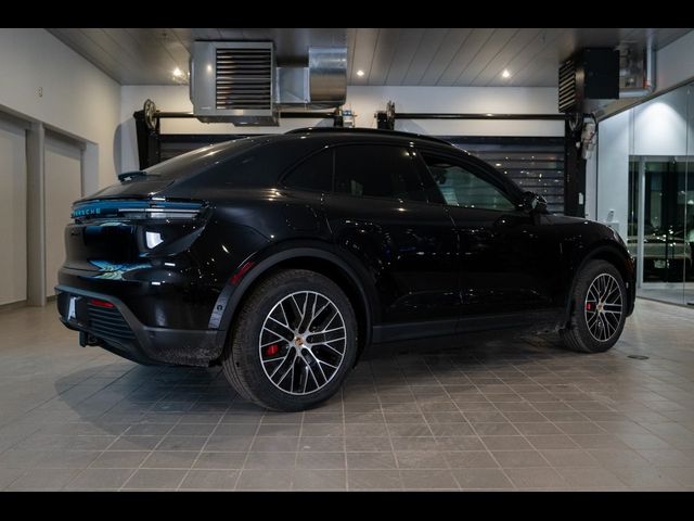 2025 Porsche Macan Electric 4S