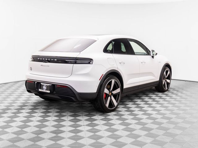 2025 Porsche Macan Electric 4S