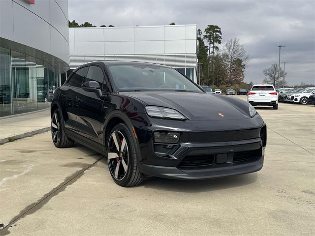 2025 Porsche Macan Electric 4S