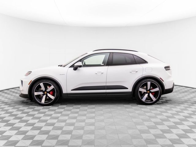 2025 Porsche Macan Electric 4S