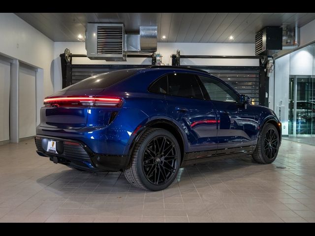 2025 Porsche Macan Electric Turbo