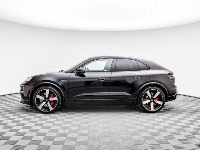 2025 Porsche Macan Electric Turbo