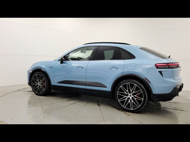 2025 Porsche Macan Electric Turbo