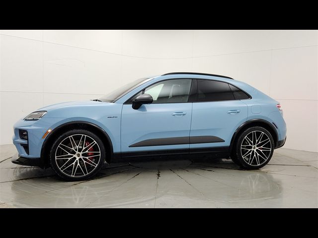 2025 Porsche Macan Electric Turbo