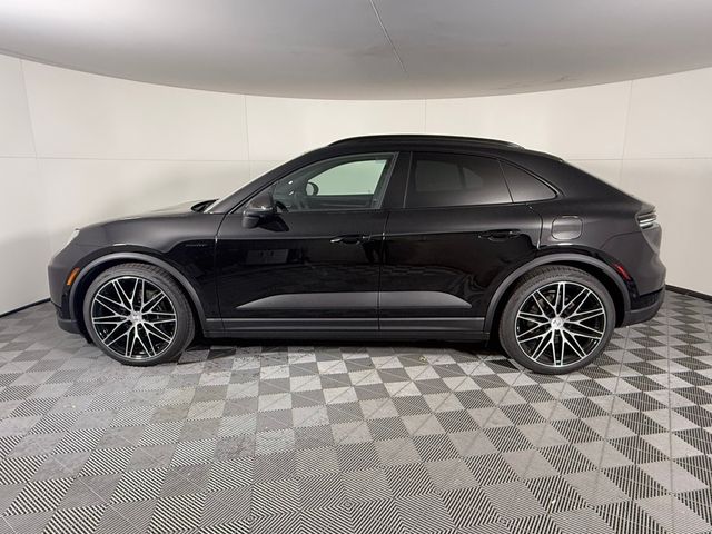 2025 Porsche Macan Electric