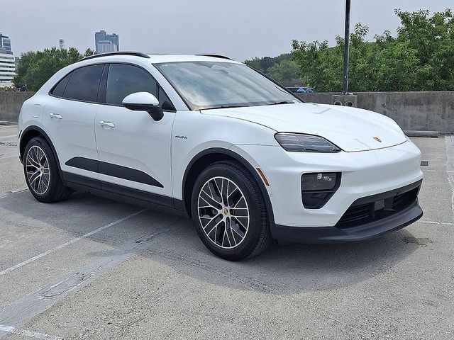 2025 Porsche Macan Electric