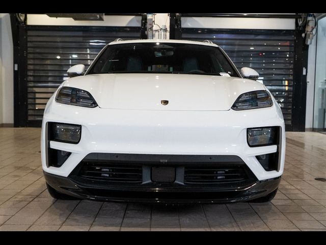 2025 Porsche Macan Electric Turbo