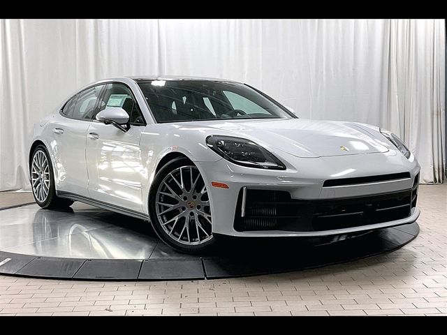 2025 Porsche Panamera 4