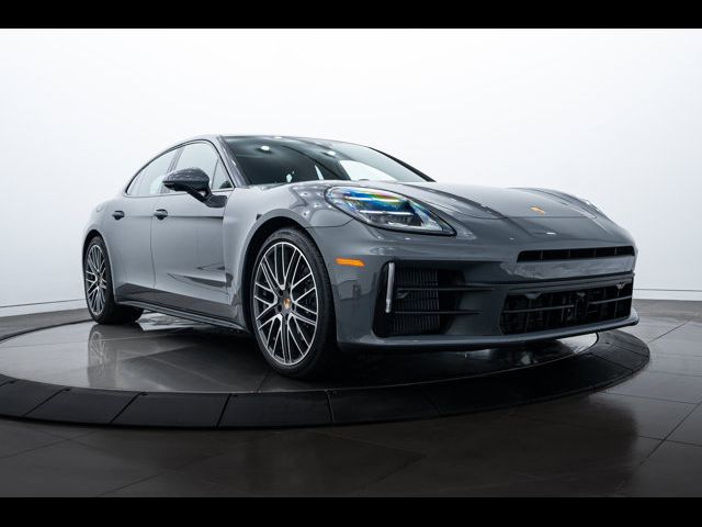 2025 Porsche Panamera 4