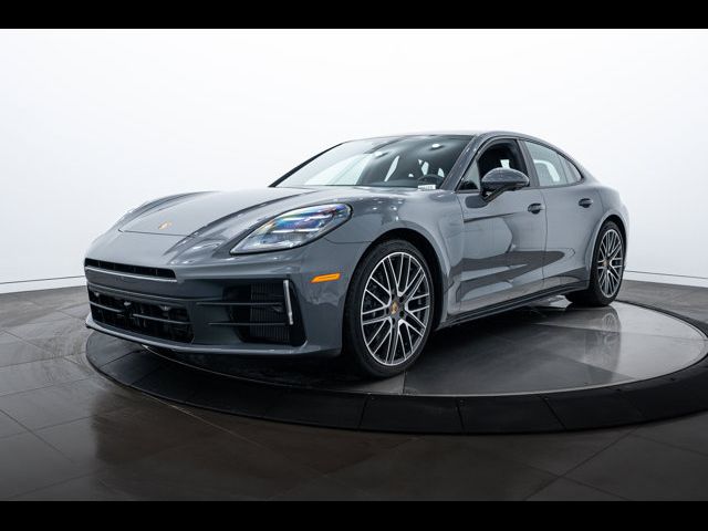 2025 Porsche Panamera 4