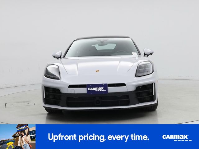 2025 Porsche Panamera 4