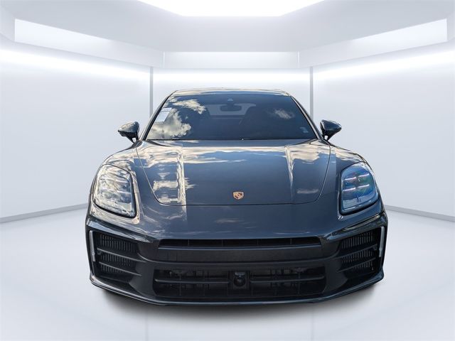 2025 Porsche Panamera 4