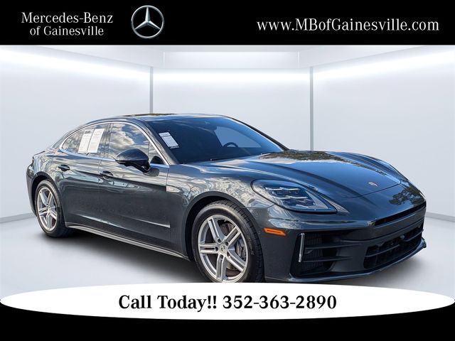 2025 Porsche Panamera 4