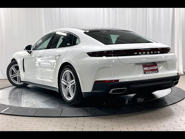 2025 Porsche Panamera 4