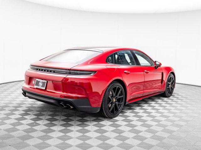 2025 Porsche Panamera 4