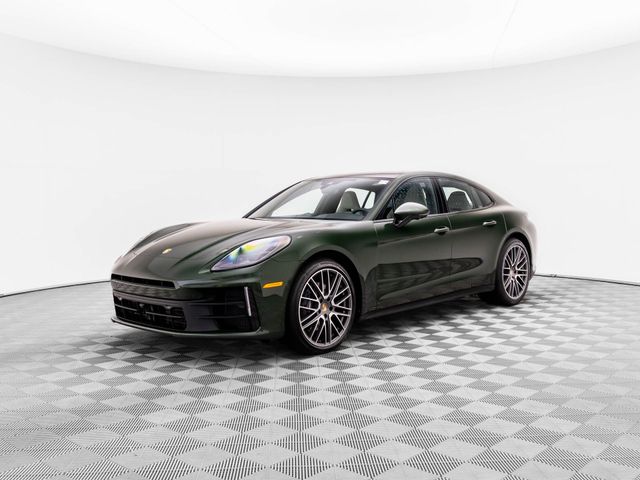 2025 Porsche Panamera 4