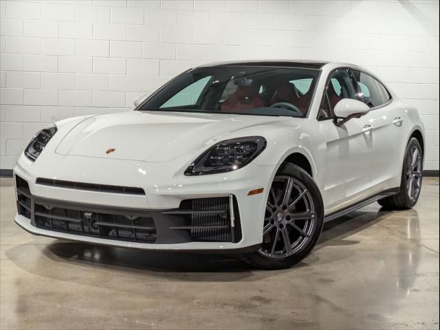 2025 Porsche Panamera 4