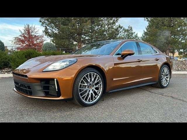 2025 Porsche Panamera 4