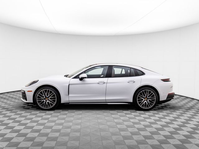 2025 Porsche Panamera 4