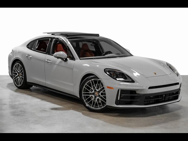 2025 Porsche Panamera 4