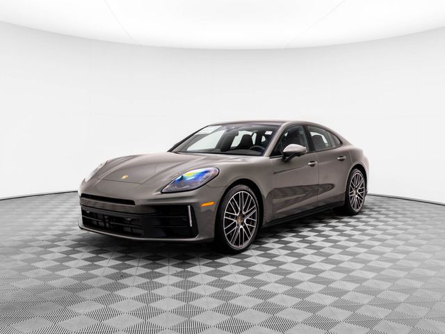 2025 Porsche Panamera 4