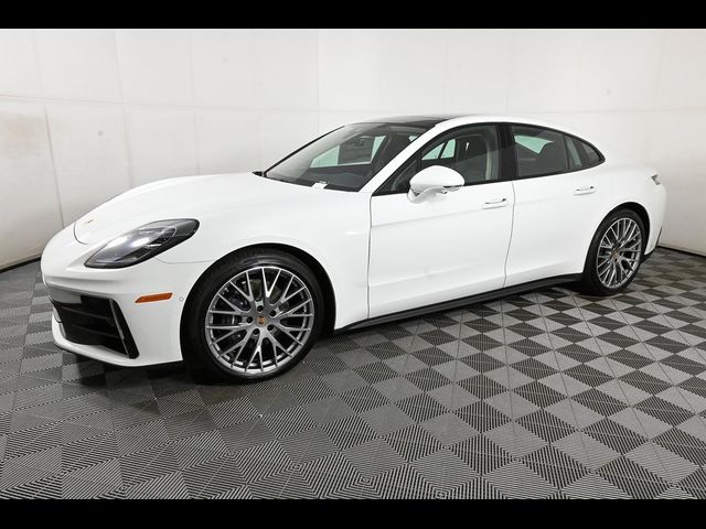 2025 Porsche Panamera 4