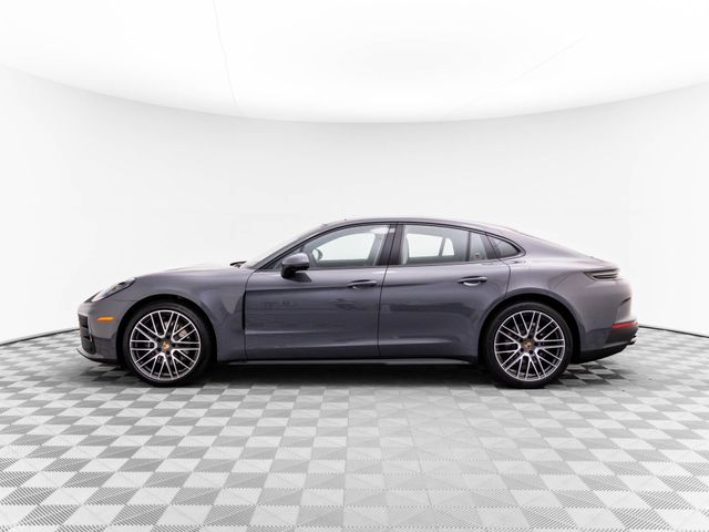 2025 Porsche Panamera 4