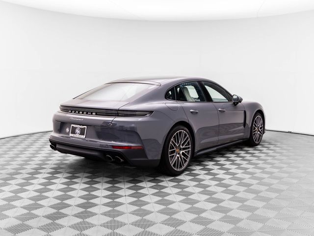 2025 Porsche Panamera 4