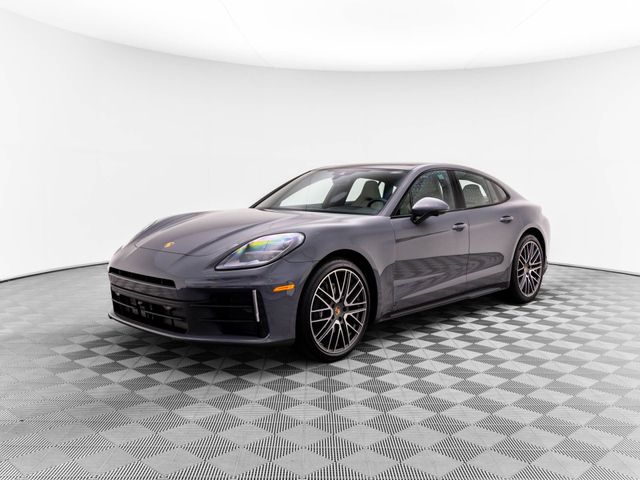 2025 Porsche Panamera 4