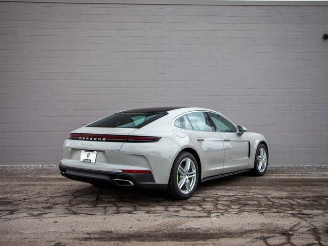 2025 Porsche Panamera E-Hybrid 4
