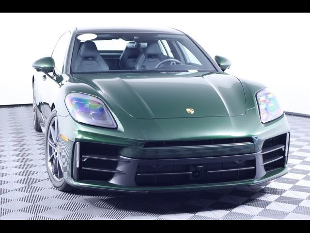 2025 Porsche Panamera E-Hybrid 4