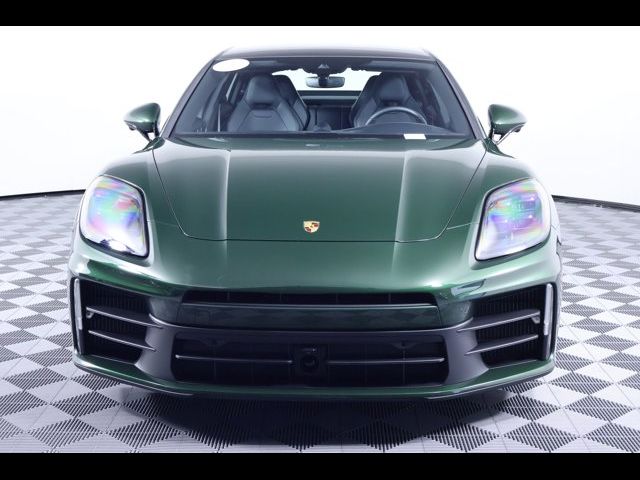 2025 Porsche Panamera E-Hybrid 4