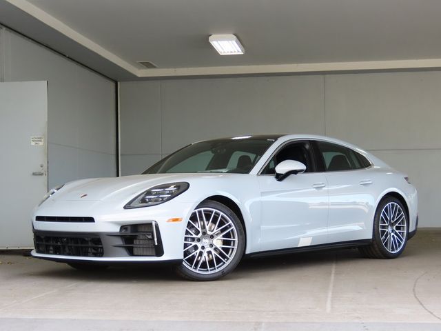 2025 Porsche Panamera 4