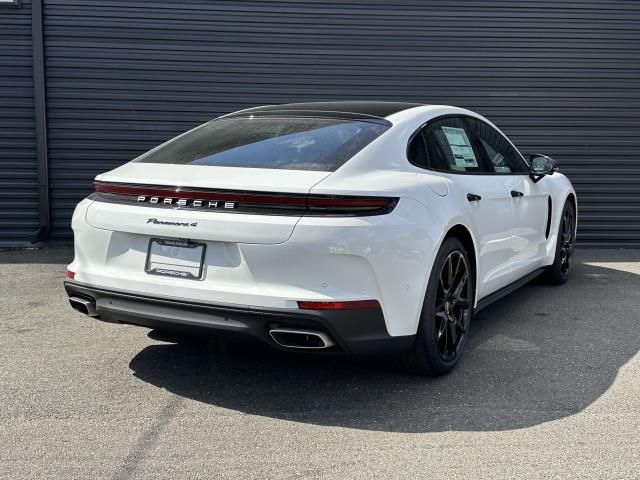 2025 Porsche Panamera Base