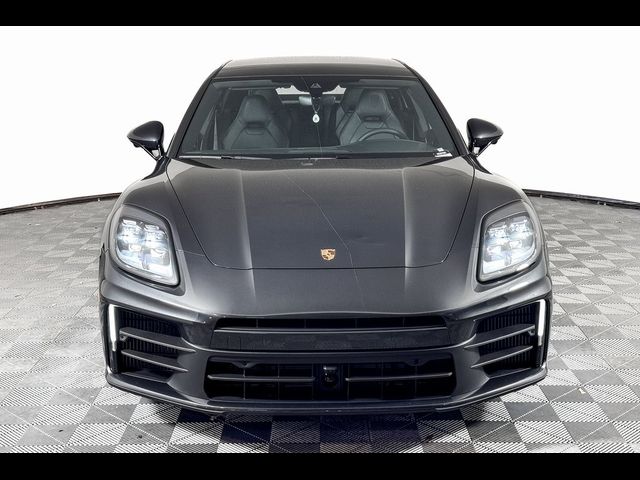 2025 Porsche Panamera Base