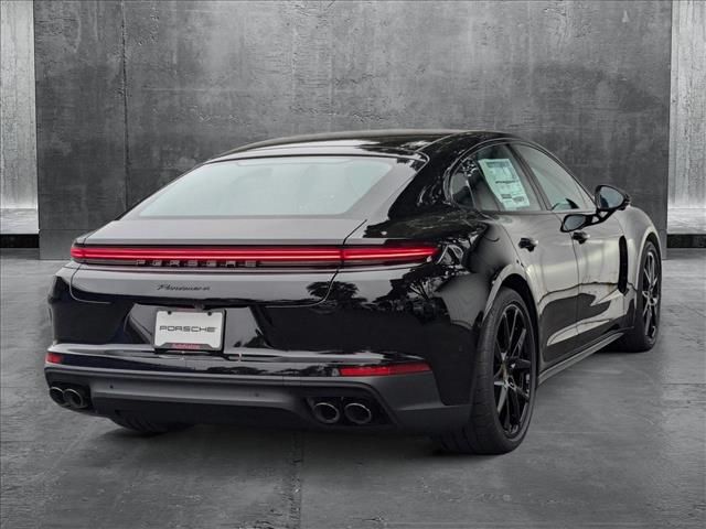 2025 Porsche Panamera Base