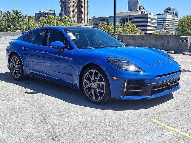 2025 Porsche Panamera Base