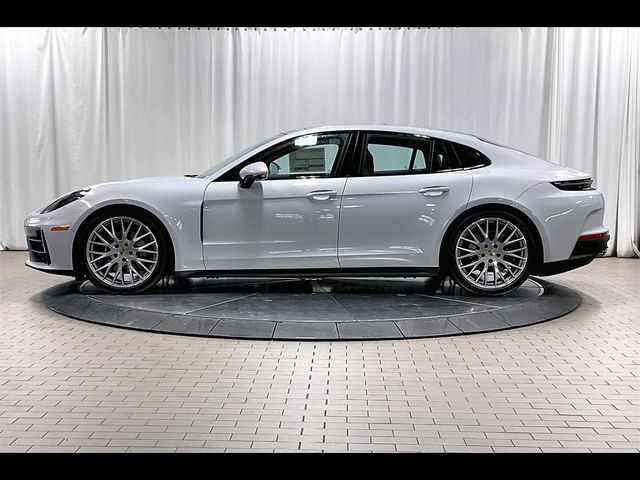 2025 Porsche Panamera Base