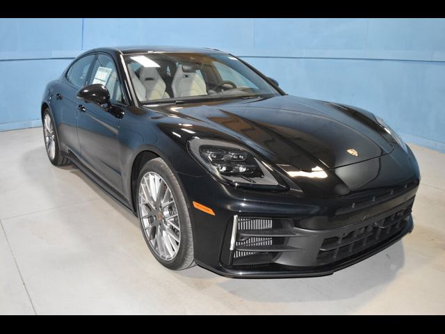 2025 Porsche Panamera 4