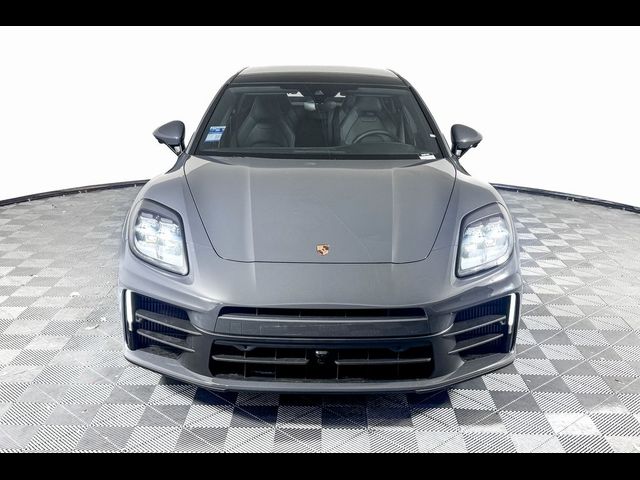 2025 Porsche Panamera Base