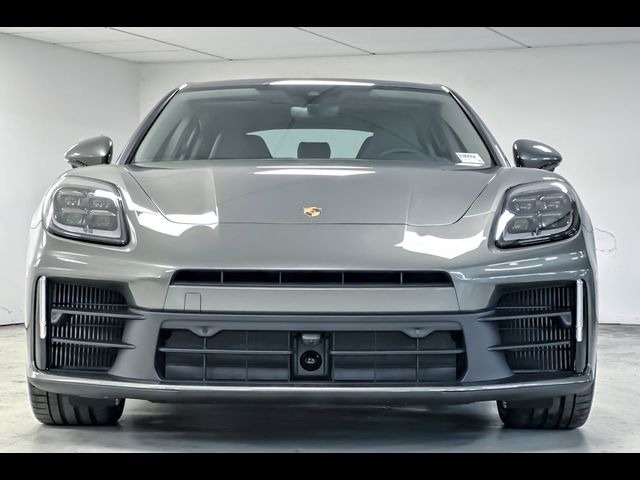 2025 Porsche Panamera Base