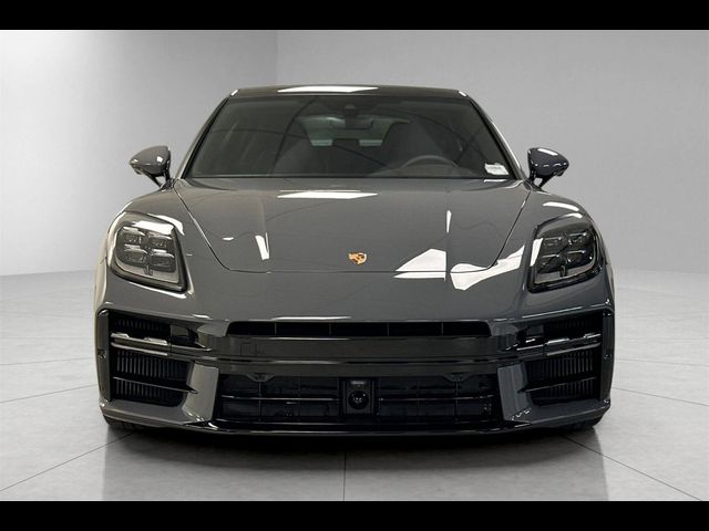 2025 Porsche Panamera Base