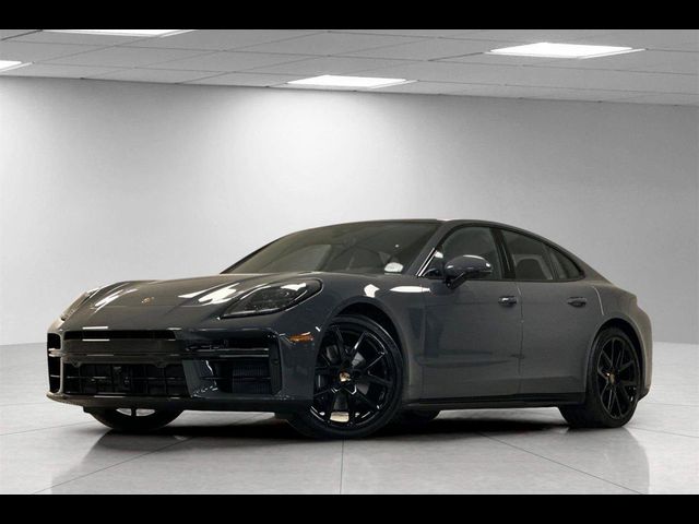 2025 Porsche Panamera 4